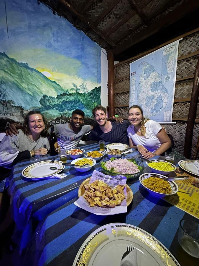 Adam'S Apple Homestay Ella Eksteriør bilde
