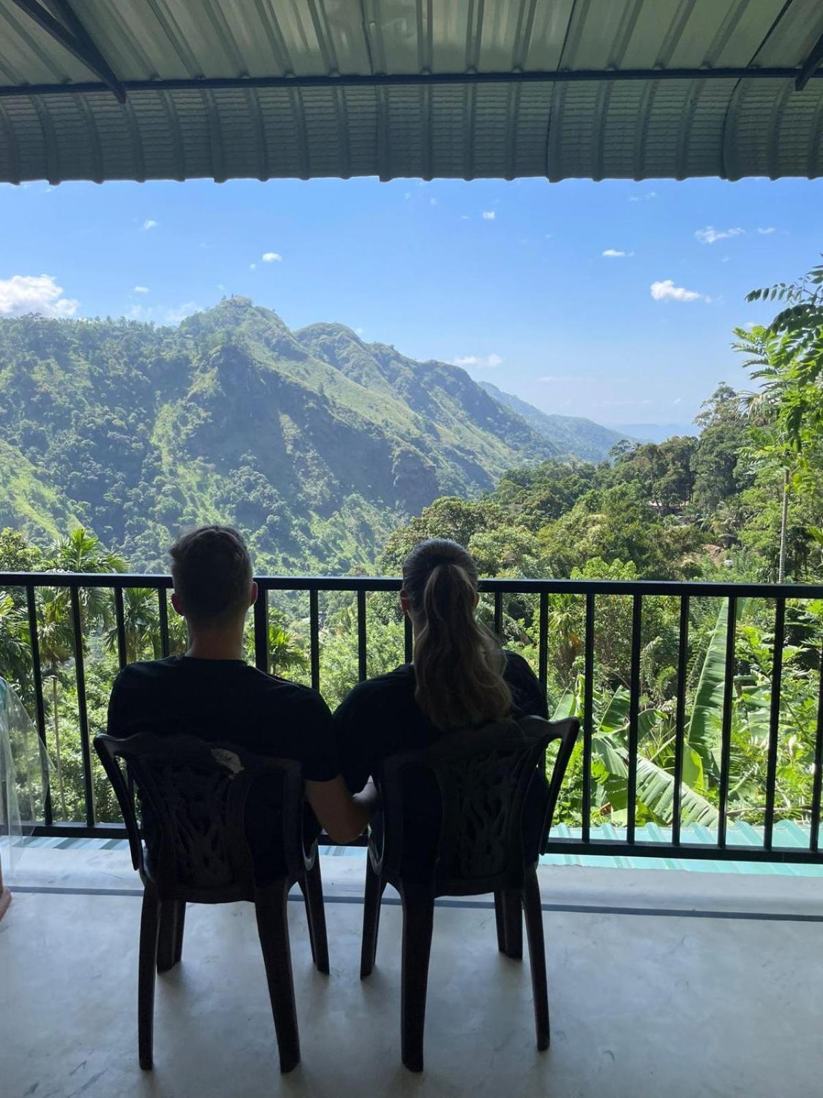 Adam'S Apple Homestay Ella Eksteriør bilde